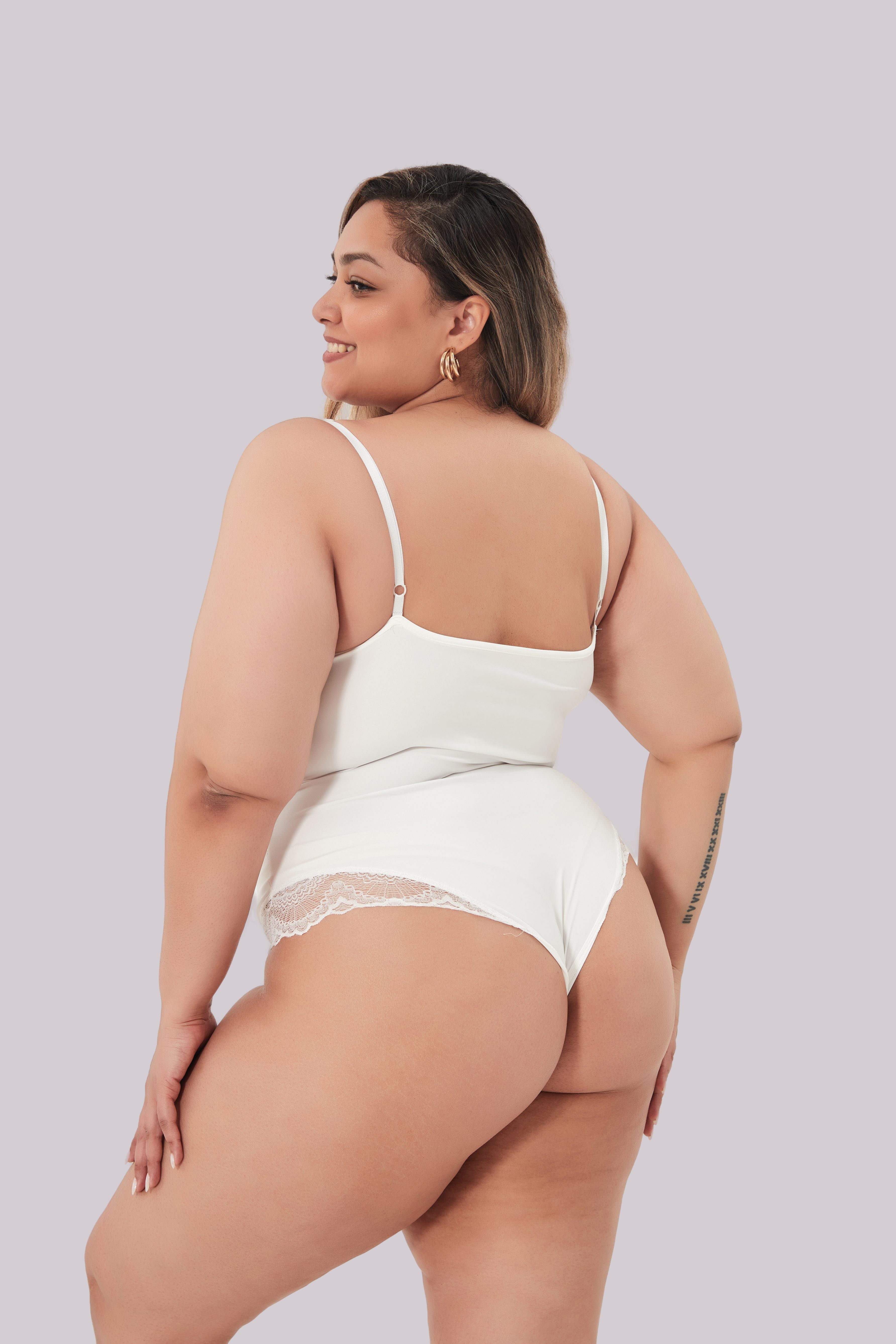 Comfit™ Rosaline - Koronkowy Body Kształtujący