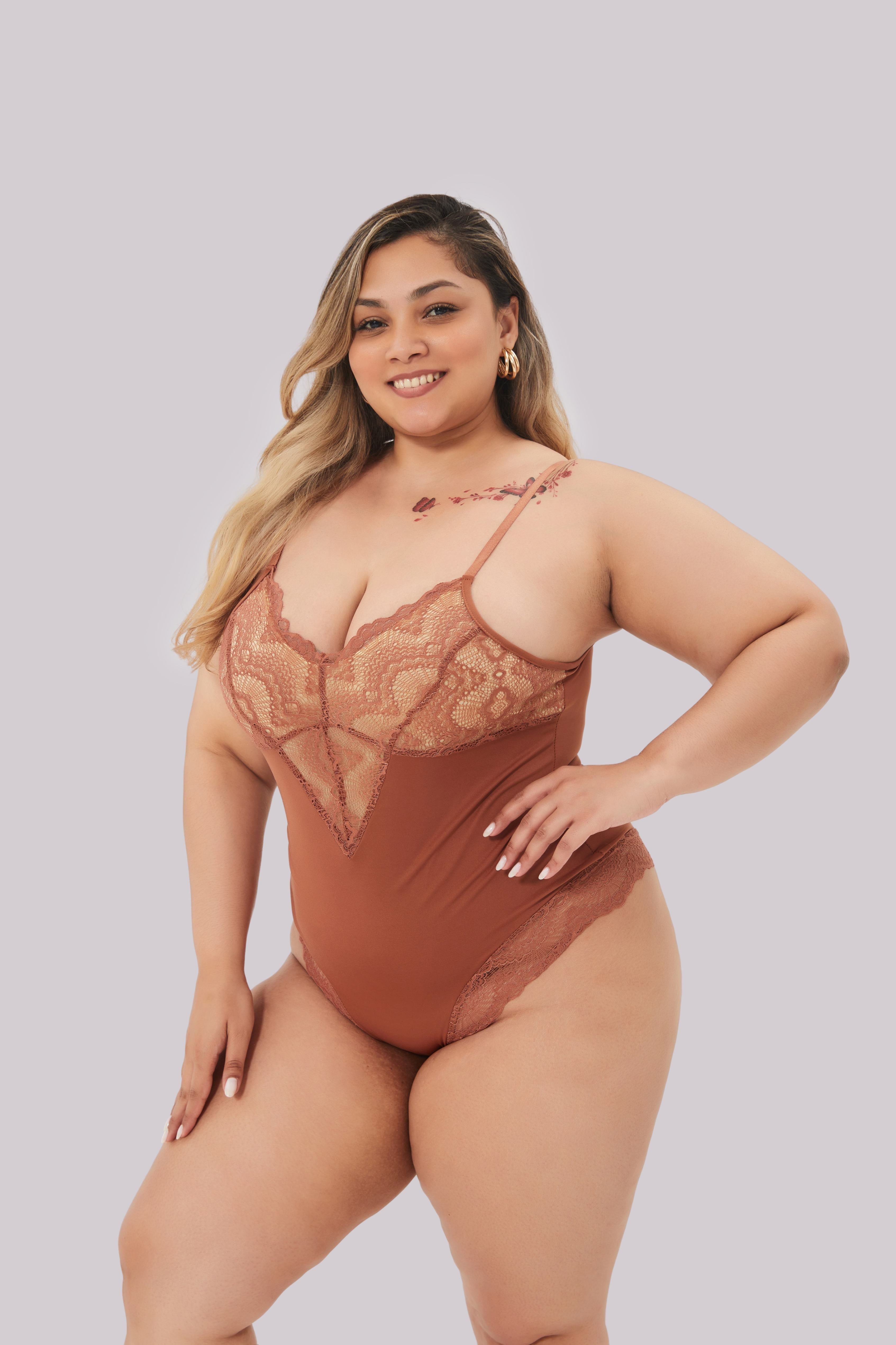 Comfit™ Rosaline - Koronkowy Body Kształtujący